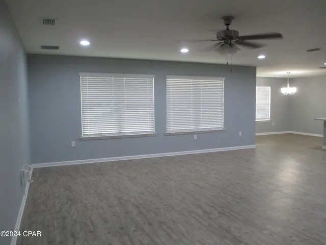 $2,350 | 7329 Port Pl Street, Southport, FL 32409