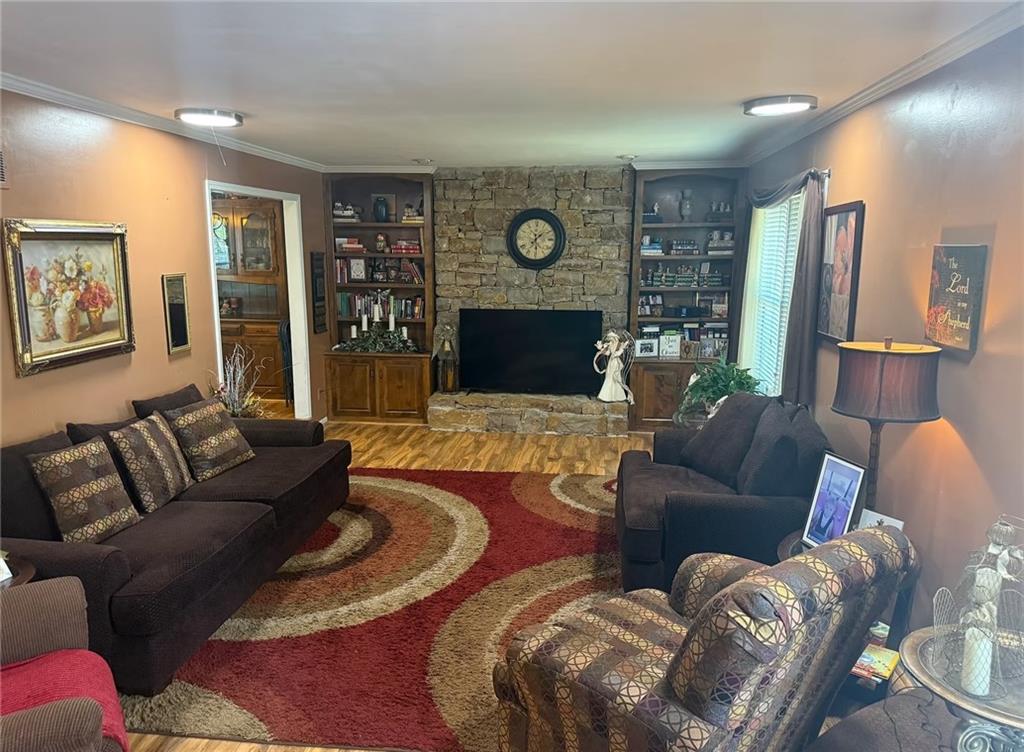 6926 Albervan Street Shawnee, KS 66216 - Photo 12 of 40