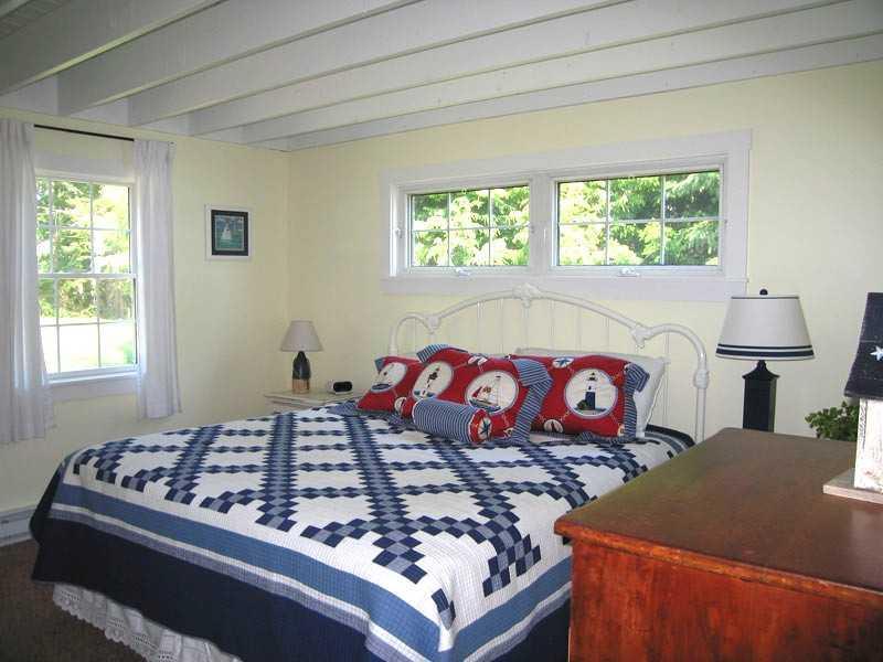 48 Field Road Harpswell, ME 04079 - Photo 5 of 24 Master Bedroom.