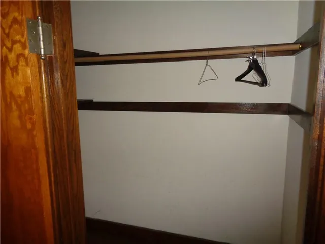 $385,000 | 207 East 4th Street, Braymer, MO 64624