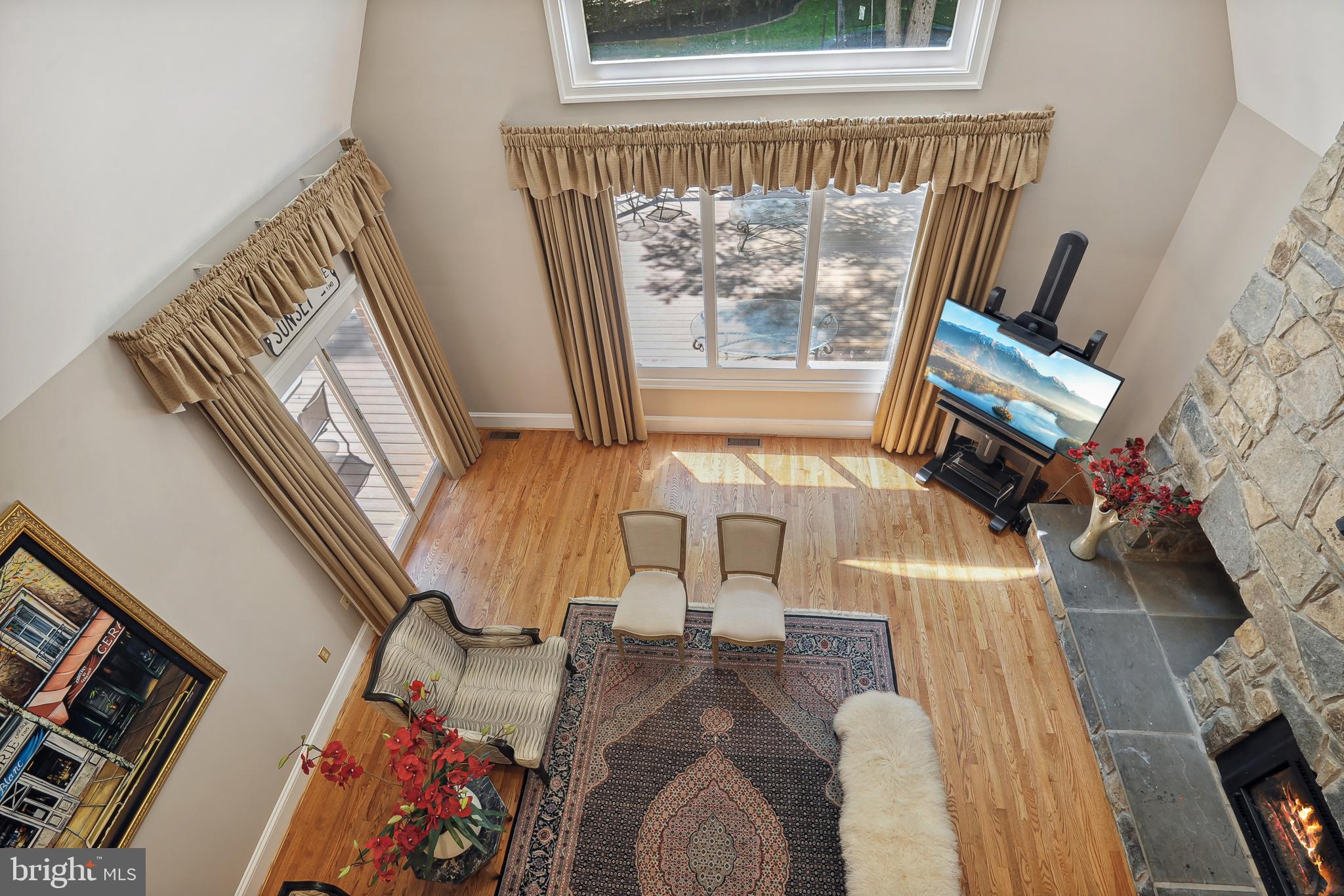 252 Springvale Road Great Falls, VA 22066 - Photo 11 of 80