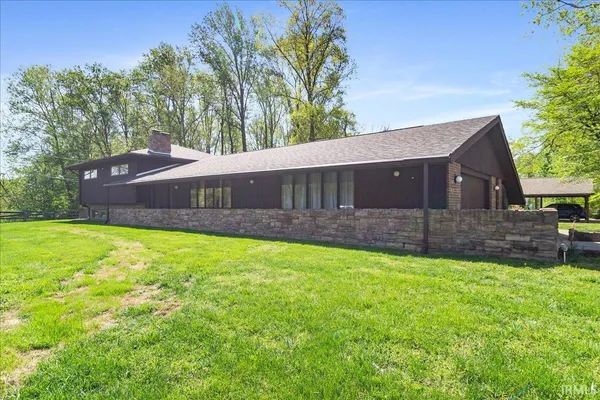 $369,900 | 802 Wilson Avenue, Princeton, IN 47670