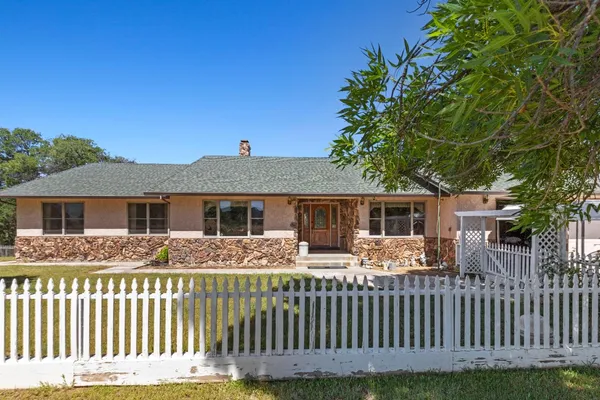 $890,000 | 4215 Leesville Lodoga Road, Lodoga, CA 95979