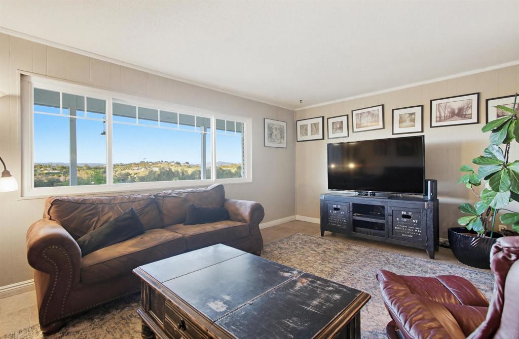 5012 Sleeping Indian Road Fallbrook, CA 92028 - Photo 18 of 75