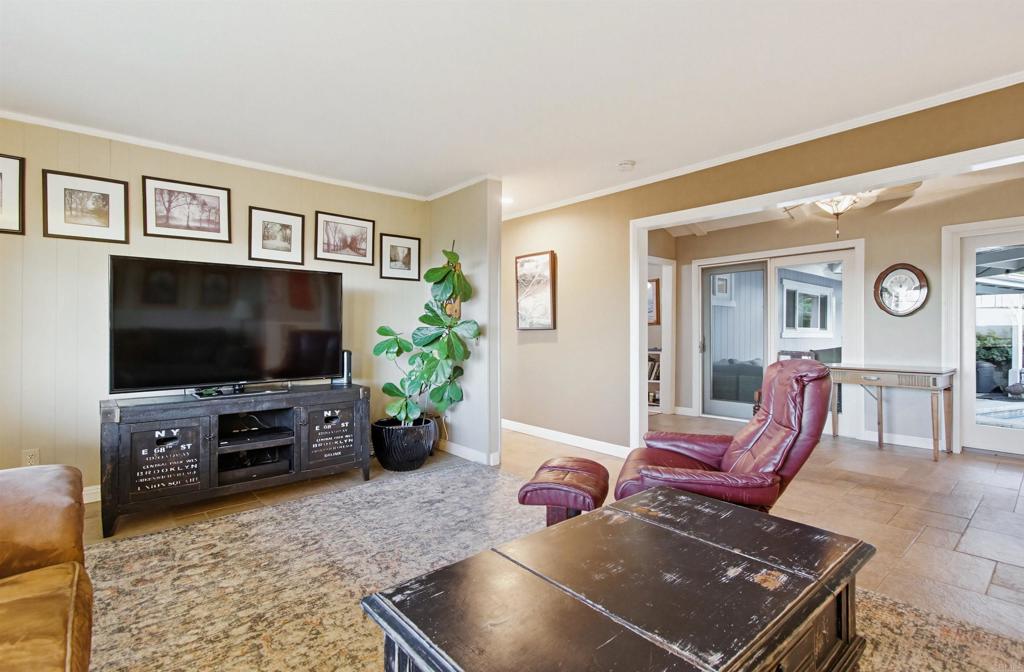 5012 Sleeping Indian Road Fallbrook, CA 92028 - Photo 19 of 75