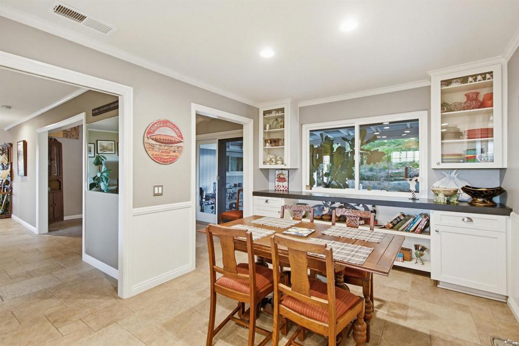 5012 Sleeping Indian Road Fallbrook, CA 92028 - Photo 21 of 75