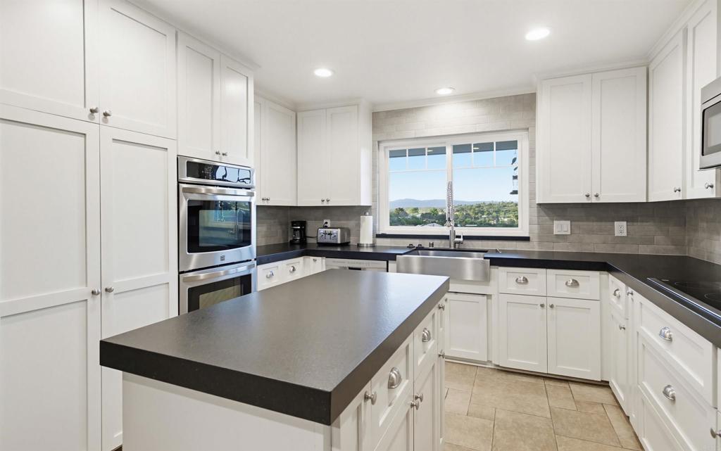 5012 Sleeping Indian Road Fallbrook, CA 92028 - Photo 24 of 75