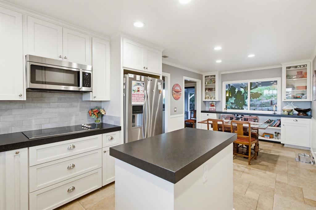 5012 Sleeping Indian Road Fallbrook, CA 92028 - Photo 28 of 75