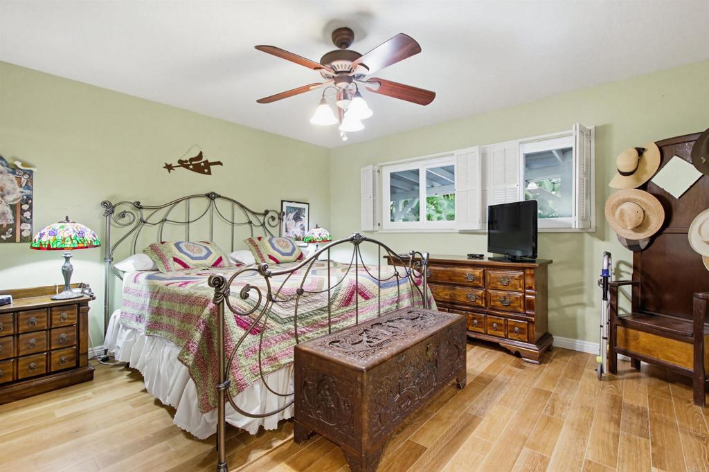 5012 Sleeping Indian Road Fallbrook, CA 92028 - Photo 31 of 75