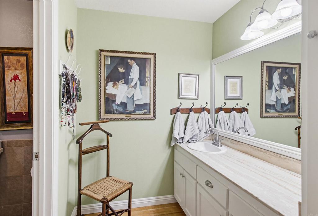 5012 Sleeping Indian Road Fallbrook, CA 92028 - Photo 35 of 75