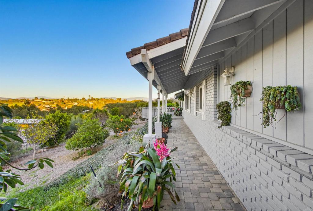 5012 Sleeping Indian Road Fallbrook, CA 92028 - Photo 49 of 75