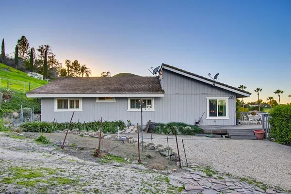 $1,125,000 | 5012 Sleeping Indian Road, Fallbrook, CA 92028