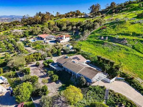 $1,125,000 | 5012 Sleeping Indian Road, Fallbrook, CA 92028