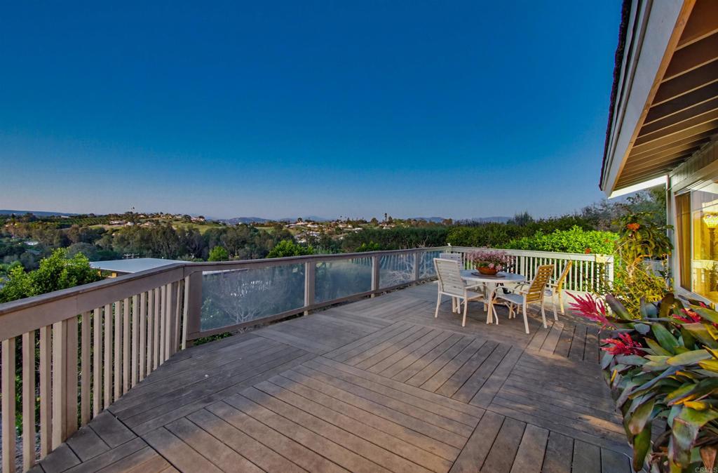 5012 Sleeping Indian Road Fallbrook, CA 92028 - Photo 7 of 75