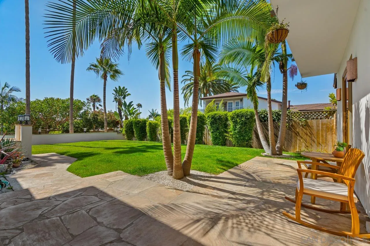 733 Stratford Drive Encinitas, CA 92024 - Photo 11 of 46 a front view of a house with garden