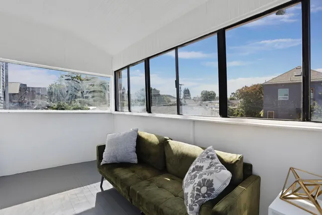 $879,000 | 945 Arlington Avenue, Oakland, CA 94608