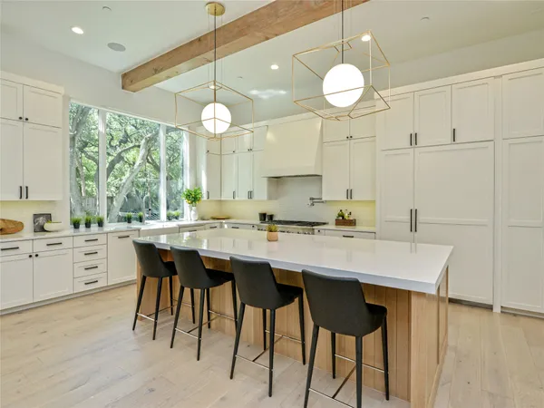 $19,500 | 304 Westwood Terrace, Austin, TX 78746