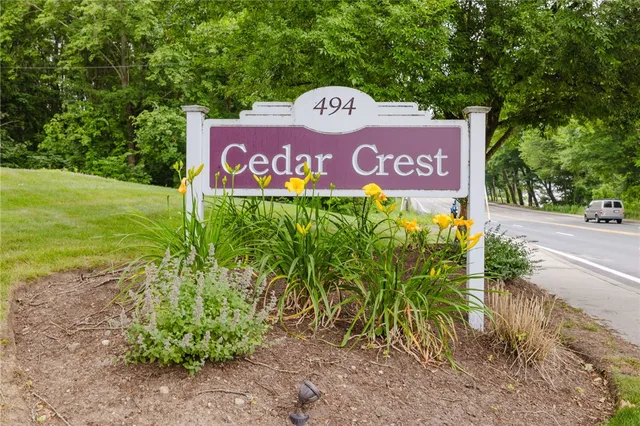 $250,000 | 494 Putnam Pike, Unit B5, Smithfield, RI 02828