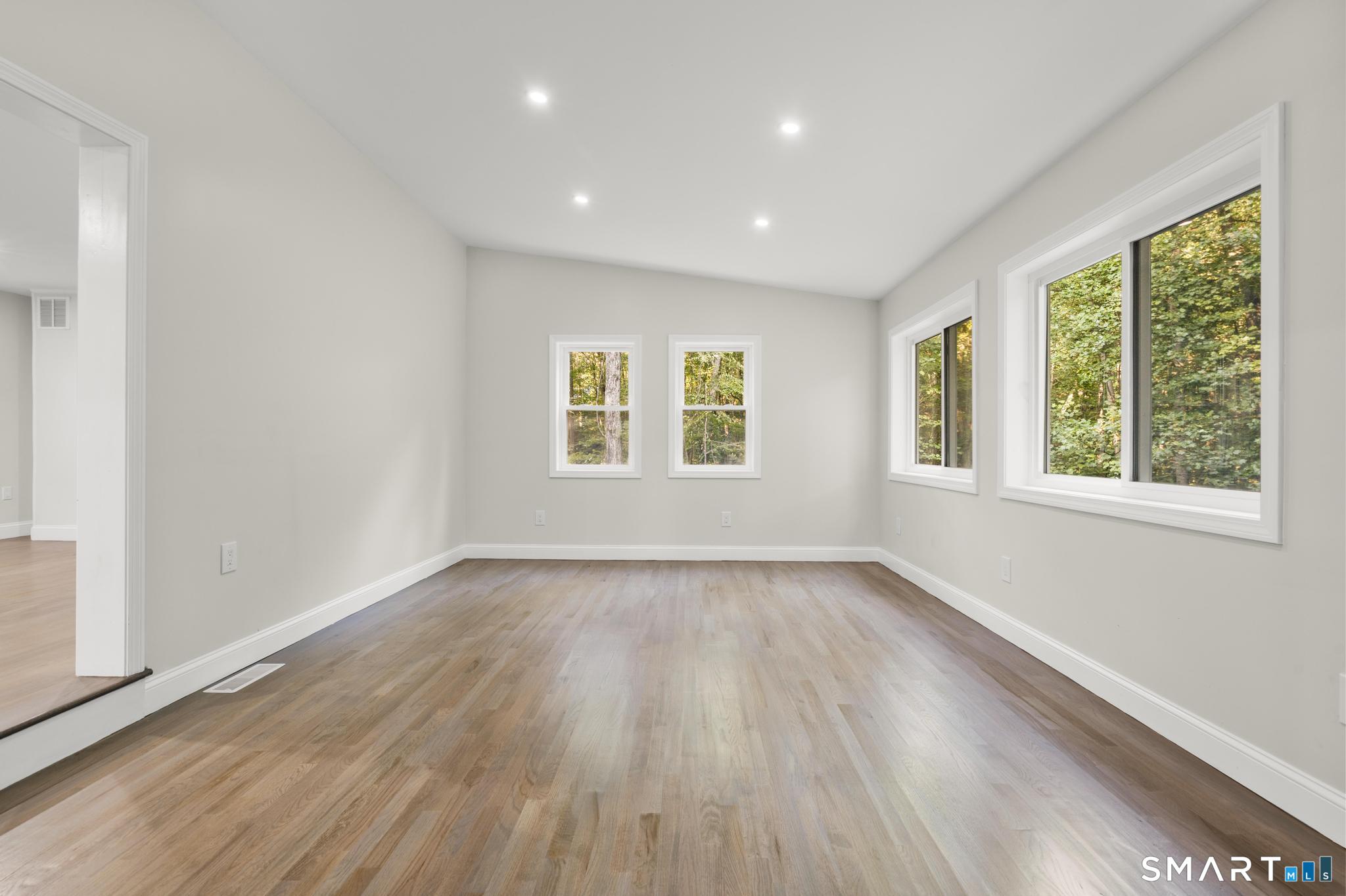 245 Dunk Rock Road Guilford, CT 06437 - Photo 18 of 34 Gallery Image 18