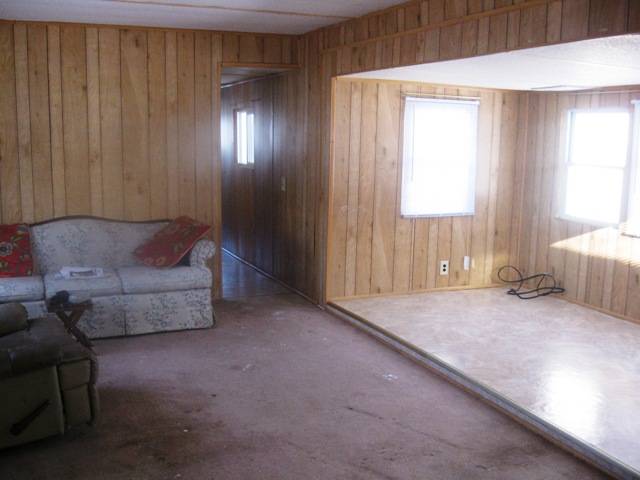 118 South Locust Street Williamsfield, IL 61489 - Photo 3 of 10