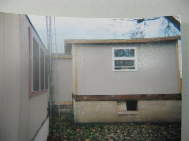 118 South Locust Street Williamsfield, IL 61489 - Photo 7 of 10