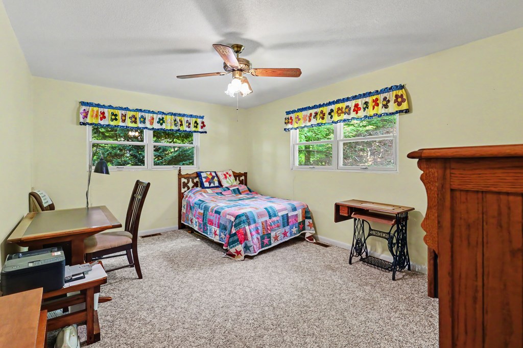 230 Rolling Acres Road Hiawassee, GA 30546 - Photo 24 of 52 Gallery Image 24
