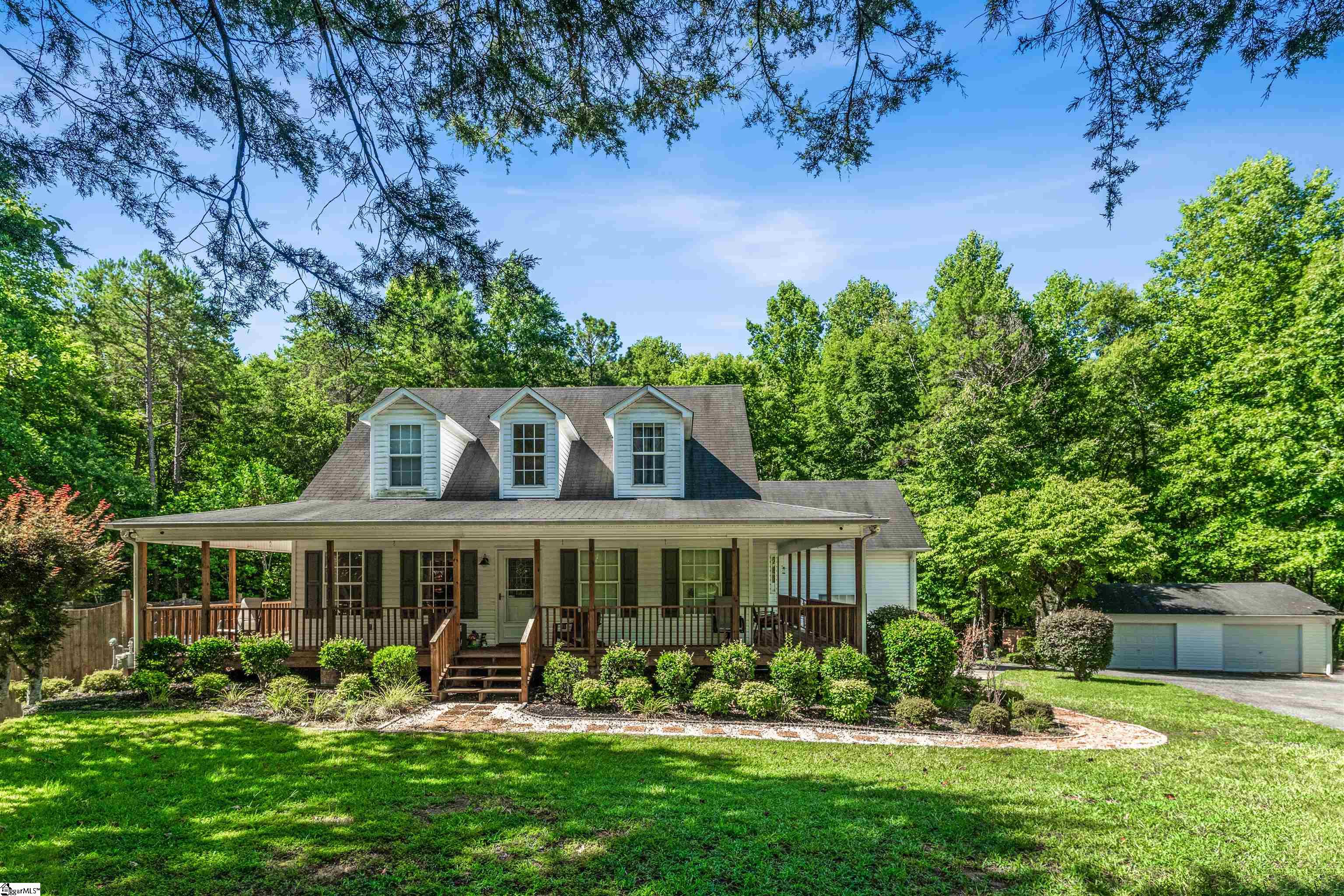 197 Hickory Road Williamston, SC 29697 - Photo 1 of 35 Gallery Image 1