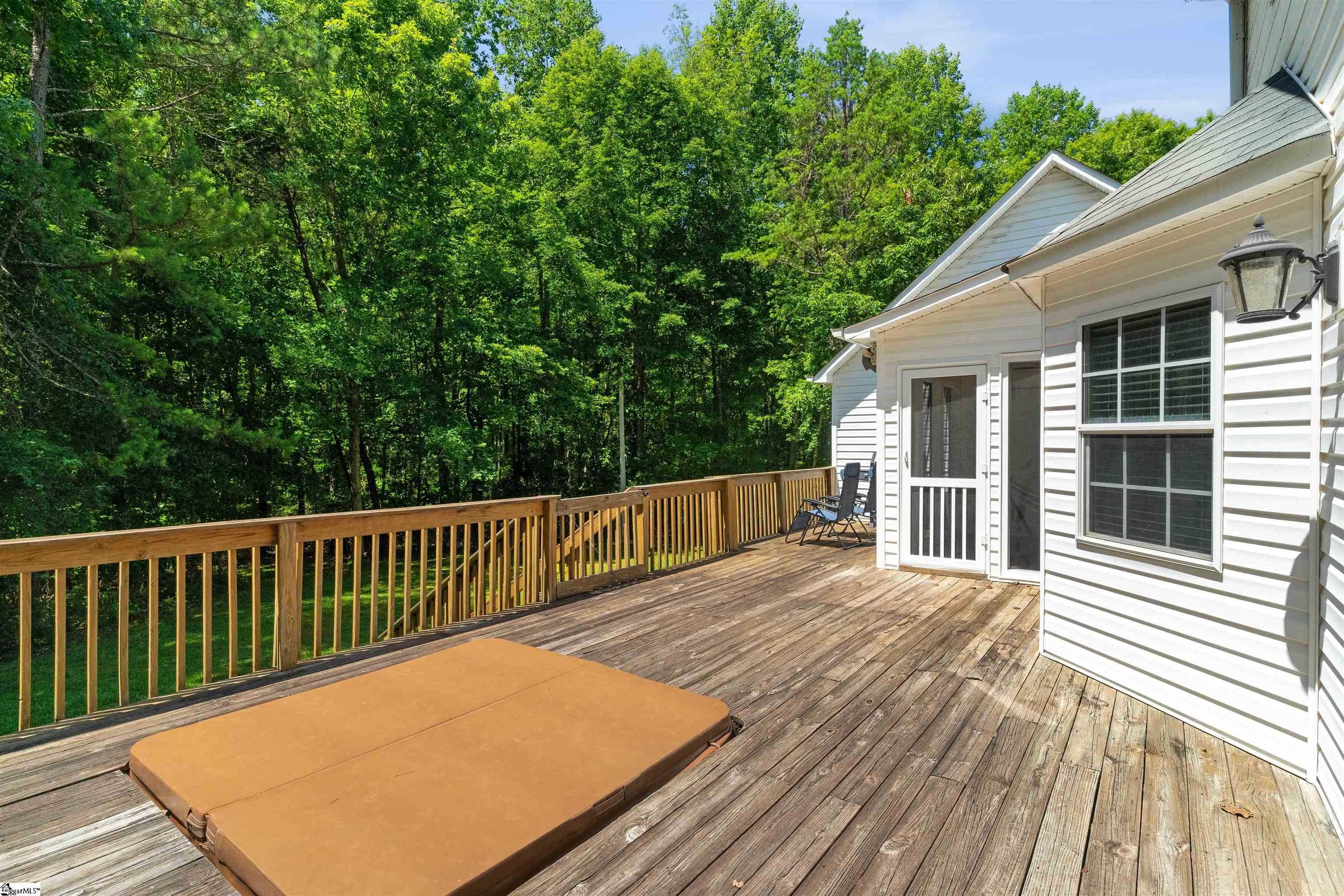 197 Hickory Road Williamston, SC 29697 - Photo 7 of 35 Gallery Image 7