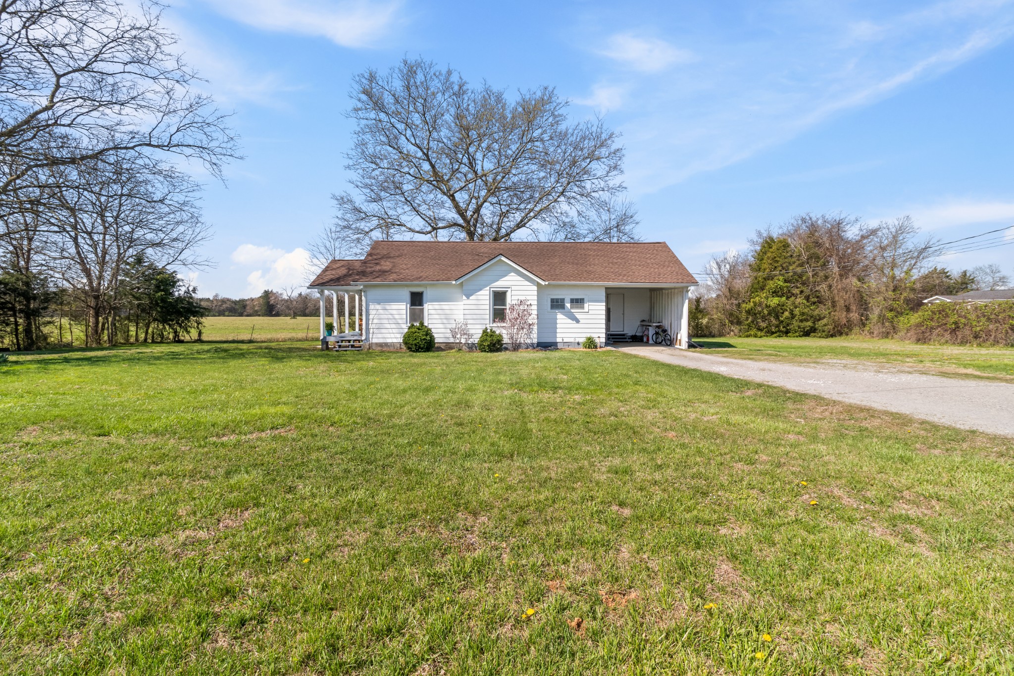 345 Clardy Road Unionville, TN 37180 - Photo 4 of 30 Gallery Image 4