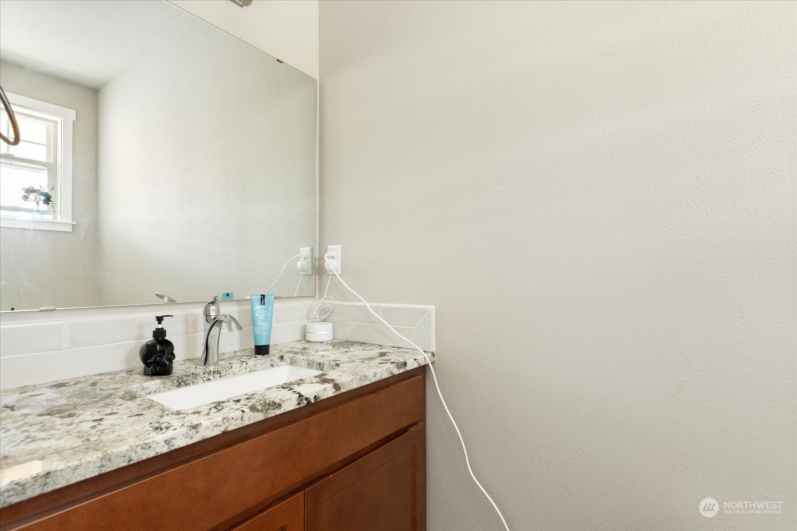 14865 Deception Road Anacortes, WA 98221 - Photo 16 of 37 Gallery Image 16