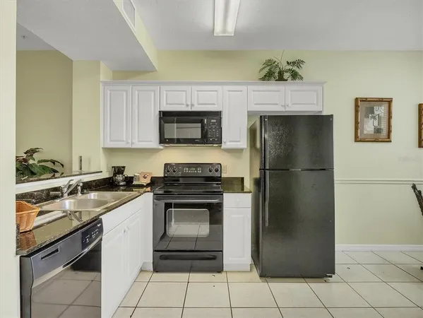 $206,000 | 3506 54th Drive West, Unit 104, Bradenton, FL 34210