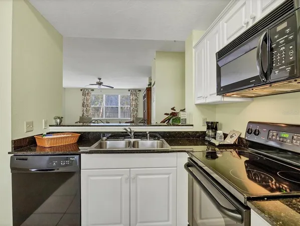 $206,000 | 3506 54th Drive West, Unit 104, Bradenton, FL 34210