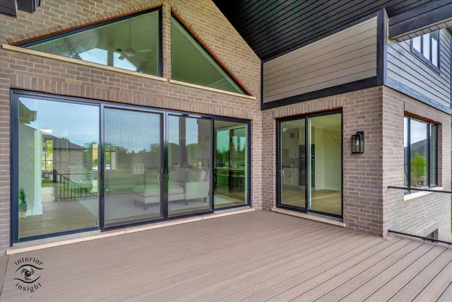 $1,049,000 | 23155 5 Oaks Drive, Frankfort, IL 60423