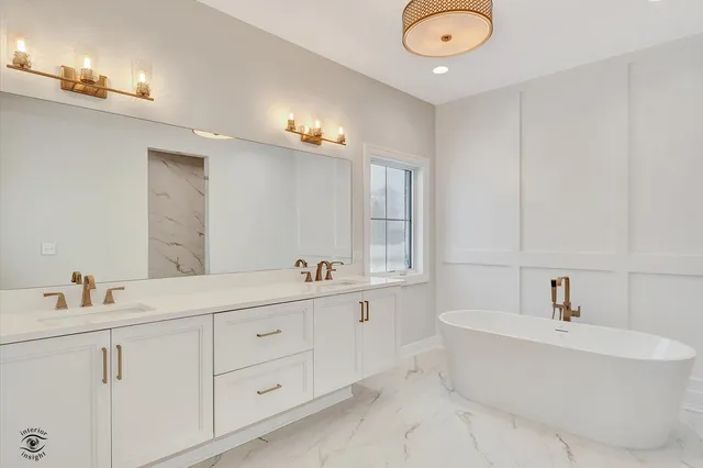 $1,049,000 | 23155 5 Oaks Drive, Frankfort, IL 60423