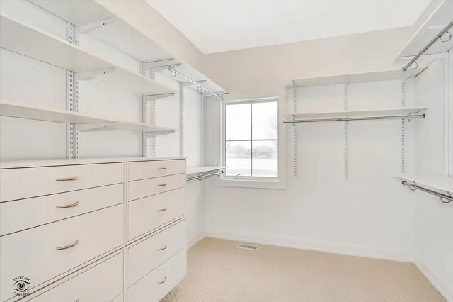 $1,049,000 | 23155 5 Oaks Drive, Frankfort, IL 60423