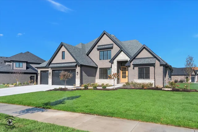 $1,049,000 | 23155 5 Oaks Drive, Frankfort, IL 60423
