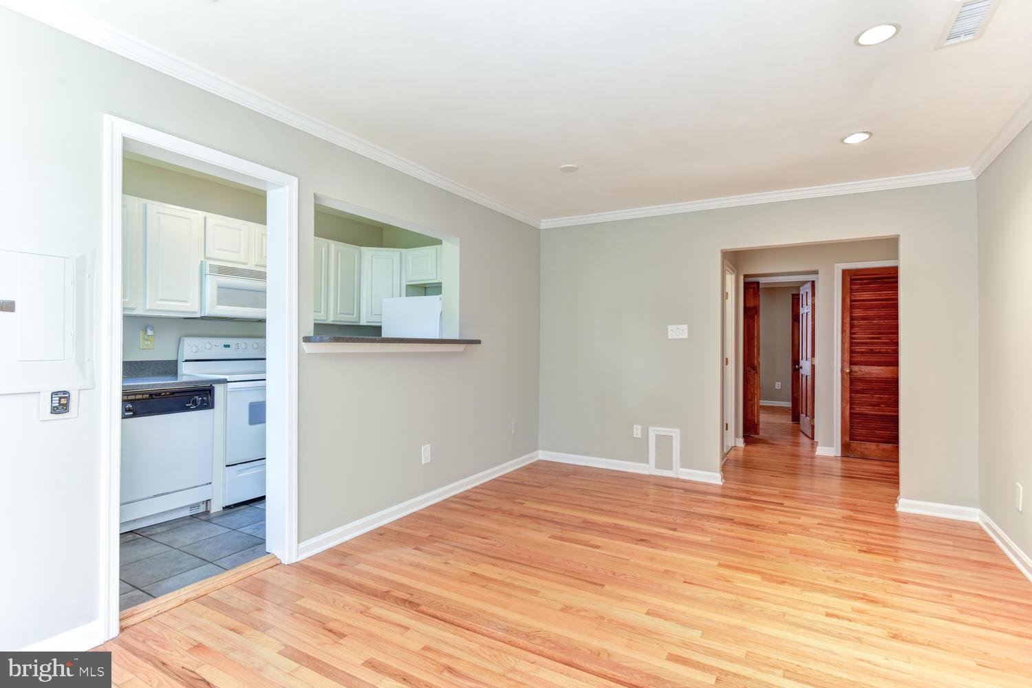 1661 Park Road Northwest, Unit 101 Washington, DC 20010 - Photo 3 of 29 Gallery Image 3