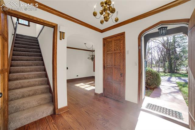 10 Crossland Road Colorado Springs, CO 80906 - Photo 5 of 34 Gallery Image 5