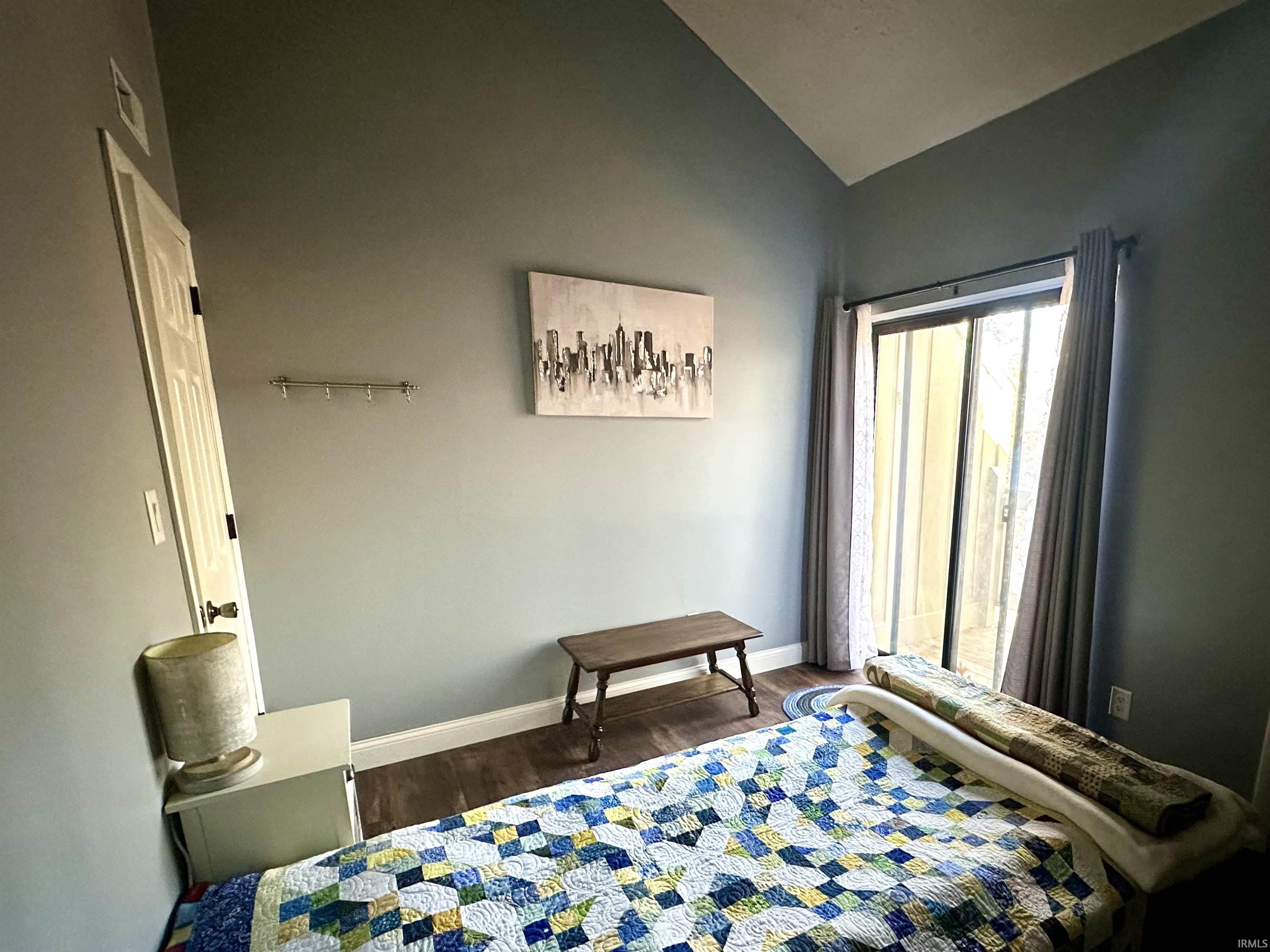 9038 South Pointe Ridge Lane, Unit 20 Bloomington, IN 47401 - Photo 11 of 16