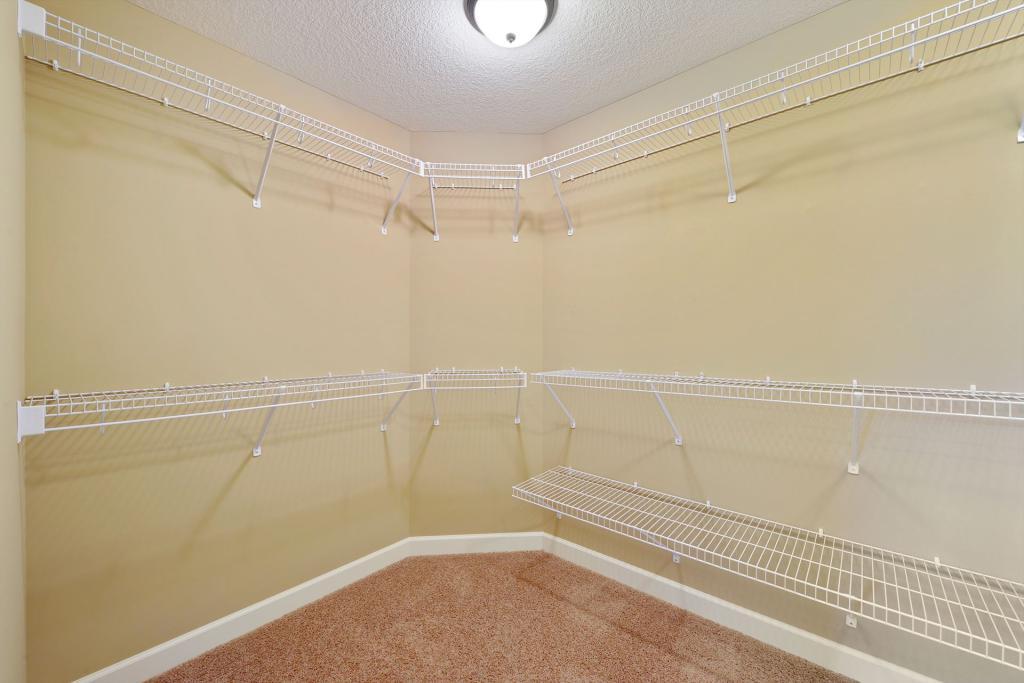 185 Lakeview Road East Chanhassen, MN 55317 - Photo 22 of 32 Gallery Image 22