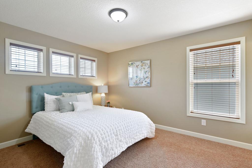 185 Lakeview Road East Chanhassen, MN 55317 - Photo 23 of 32 Gallery Image 23