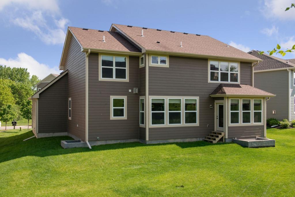 185 Lakeview Road East Chanhassen, MN 55317 - Photo 29 of 32 Gallery Image 29