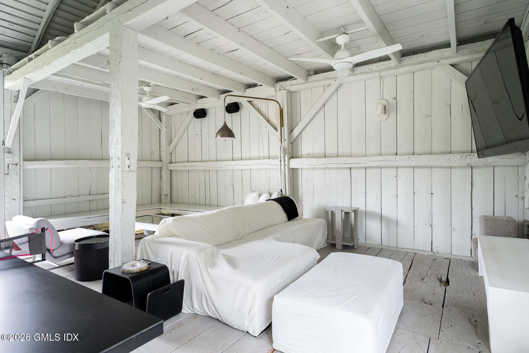 640 Round Hill Road Greenwich, CT 06831 - Photo 32 of 60 Barn