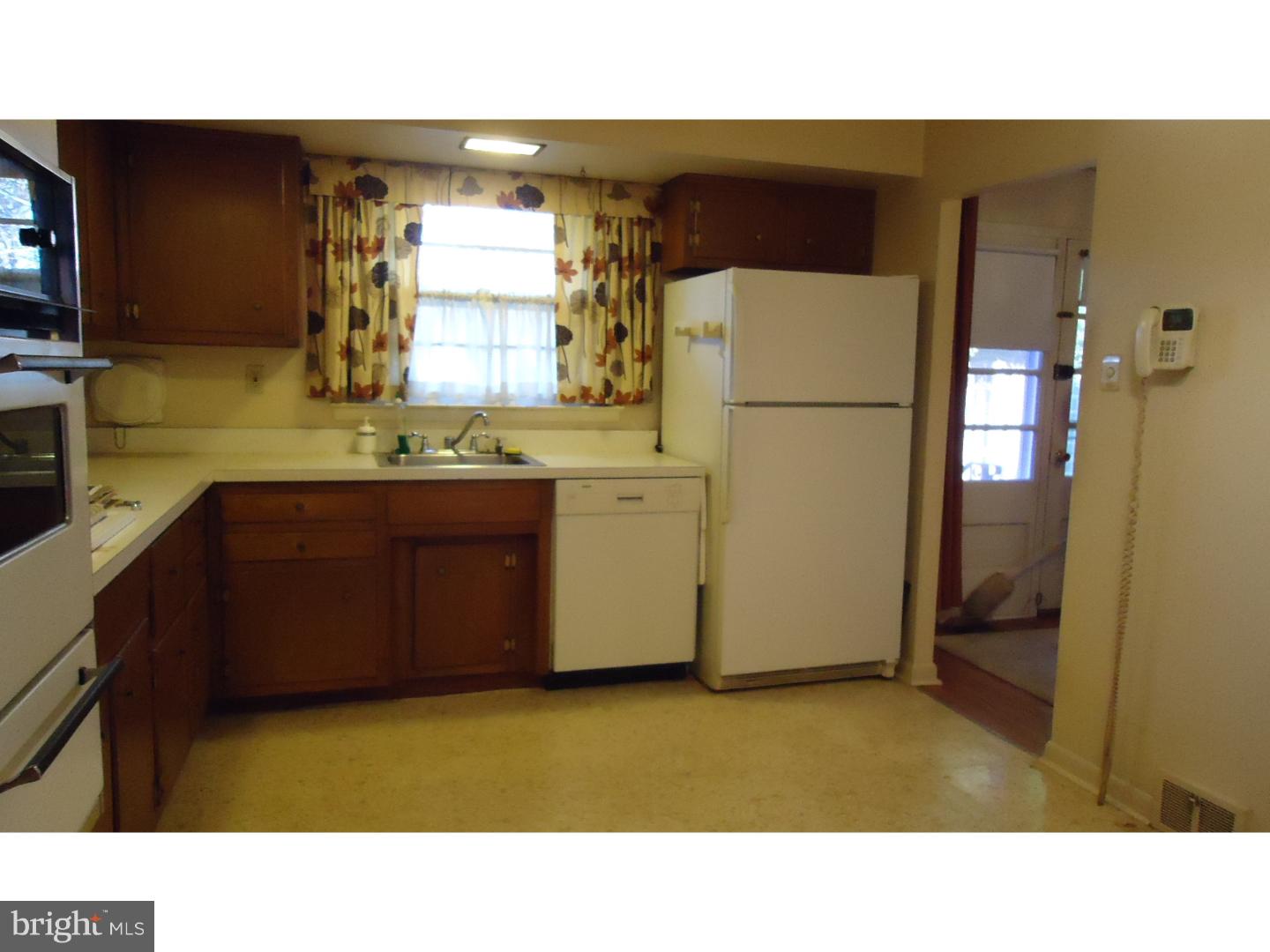 1244 Hoffman Road Ambler, PA 19002 - Photo 13 of 25 Kitchen