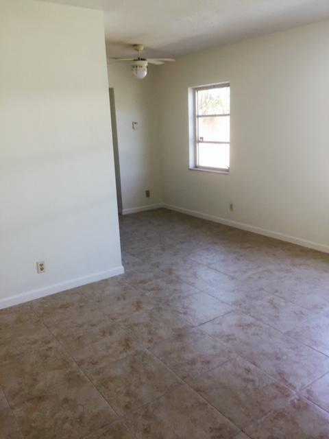 521 Northeast 45th Street, Unit 4 Boca Raton, FL 33431 - Photo 4 of 6 Apt 4 DR