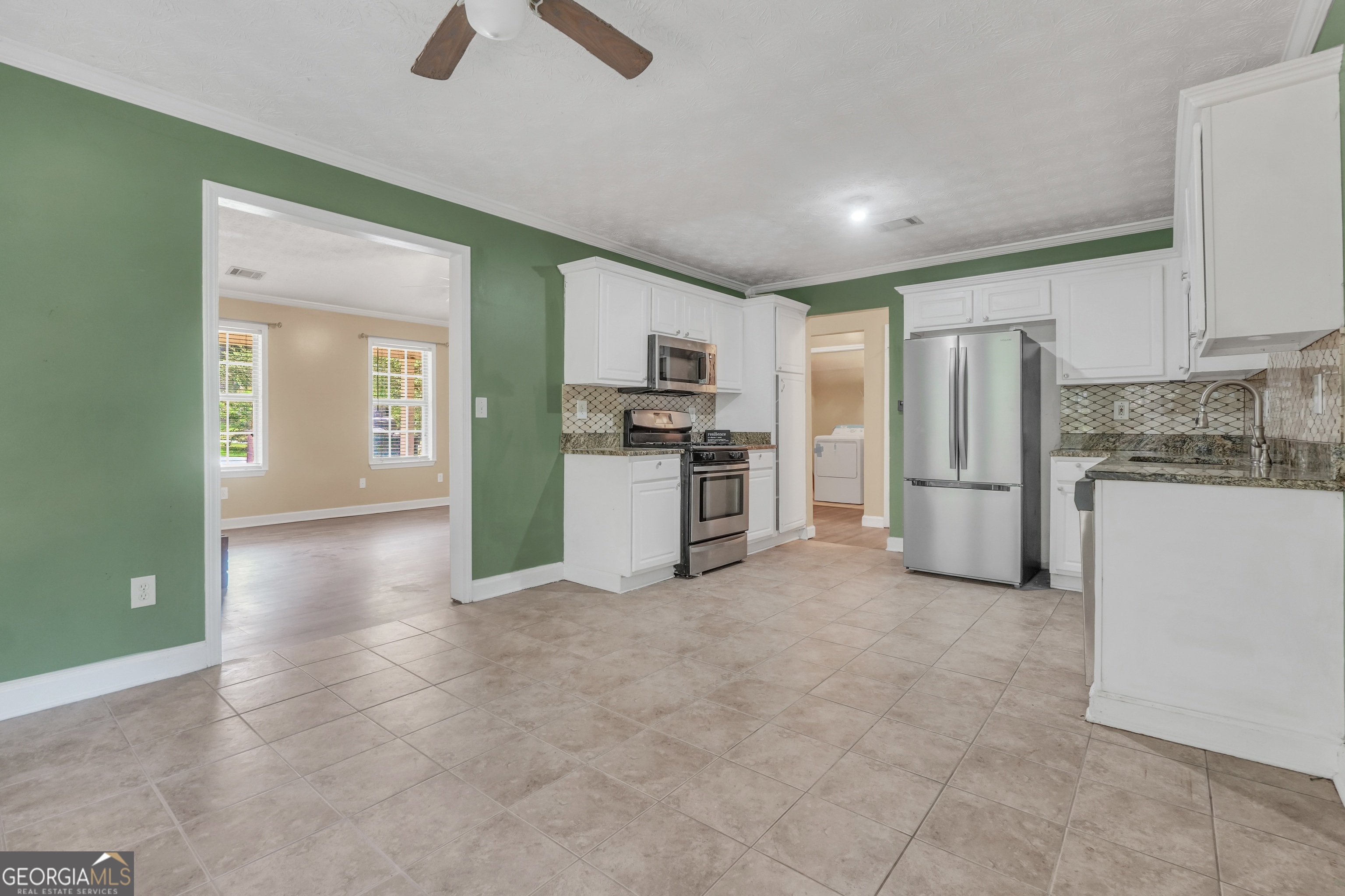 208 Drake Elm Court Hampton, GA 30228 - Photo 17 of 40