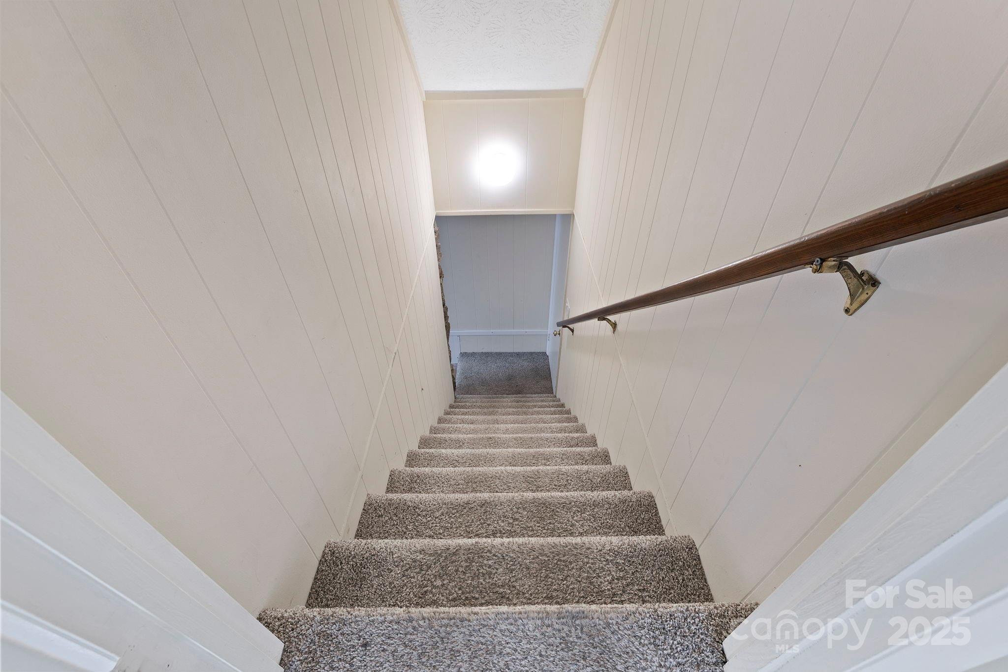 95 Temple Road Black Mountain, NC 28711 - Photo 17 of 30 a view of entryway