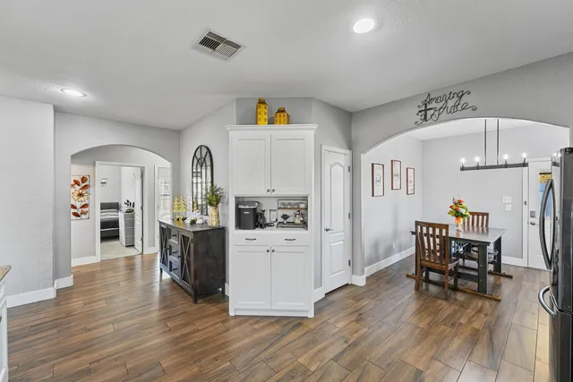 $460,000 | 19545 Crosby Eastgate Road, Crosby, TX 77532