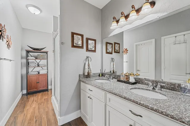 $460,000 | 19545 Crosby Eastgate Road, Crosby, TX 77532