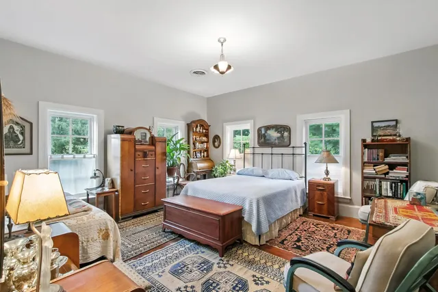 $999,000 | 8561 Airport, Middleton, WI 53562